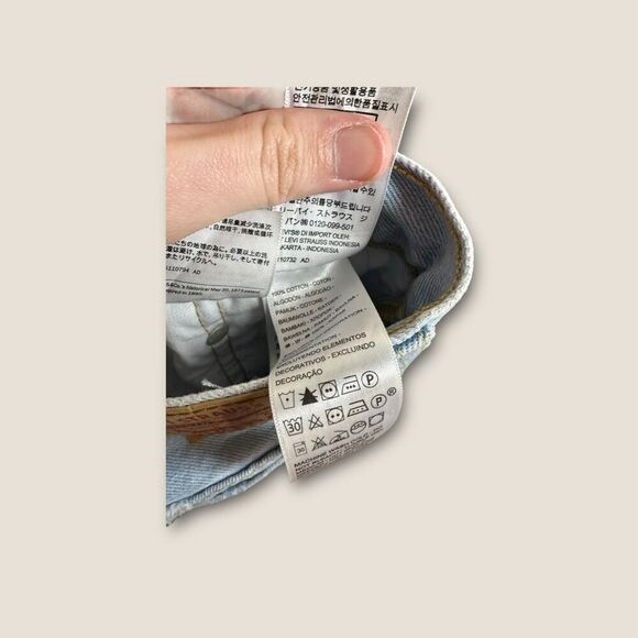 Levi’s 501 Straight Leg Light Wash Jeans Size 27x30 - Picture 5 of 6